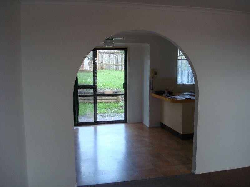 14 Plaza Street, Wynnum West QLD 4178