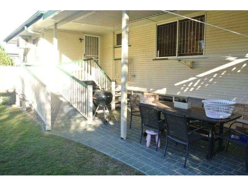 61 Ludwick Street, Cannon Hill QLD 4170