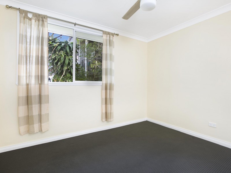 96 Thomas Street, Birkdale QLD 4159