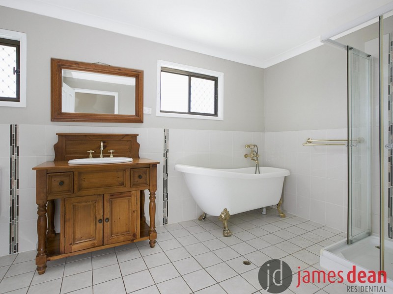 35  Tarwhine Street, Manly West QLD 4179