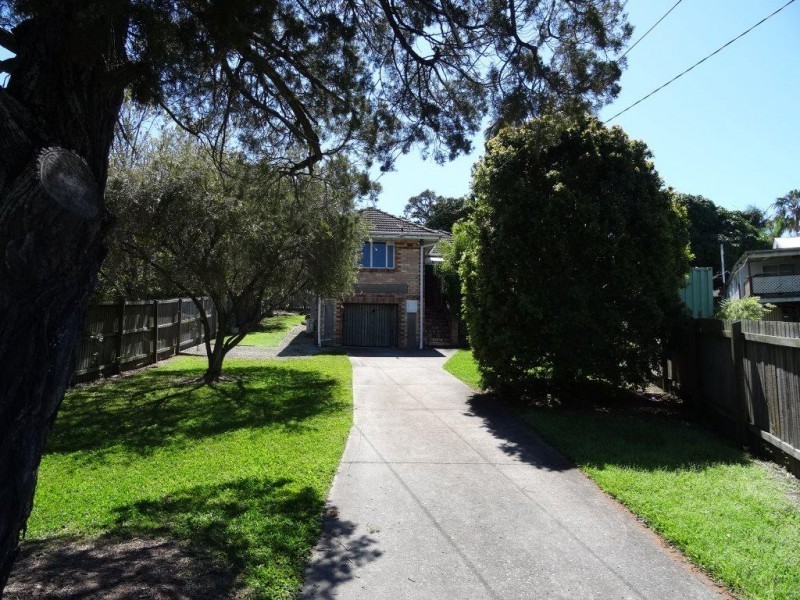 31 Raeburn Street, Manly QLD 4179