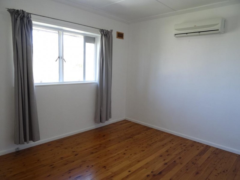 31 Raeburn Street, Manly QLD 4179