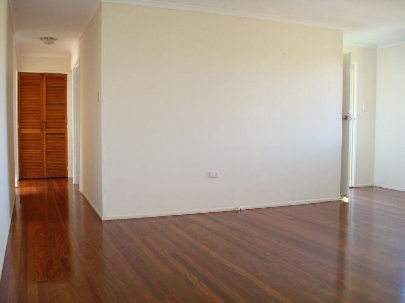 27 Radford Road, Manly West QLD 4179