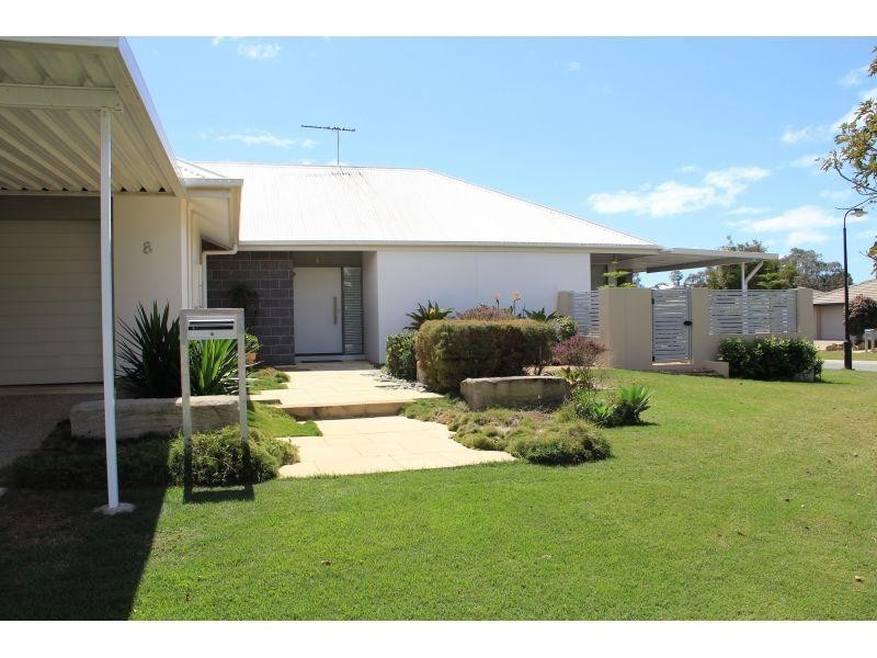 8 Franklin Street, Wakerley QLD 4154