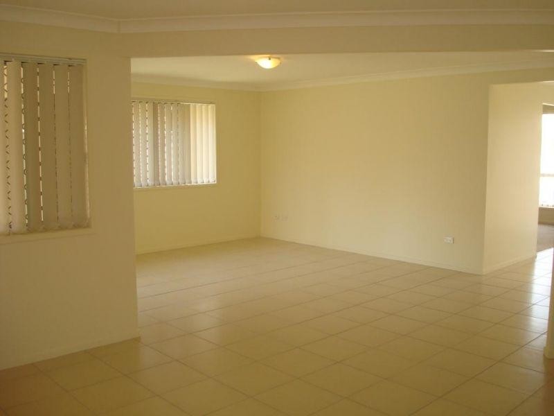 116 Ropley Road, Wynnum West QLD 4178