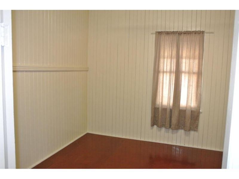 16 Hemmant Tingalpa Road, Hemmant QLD 4174