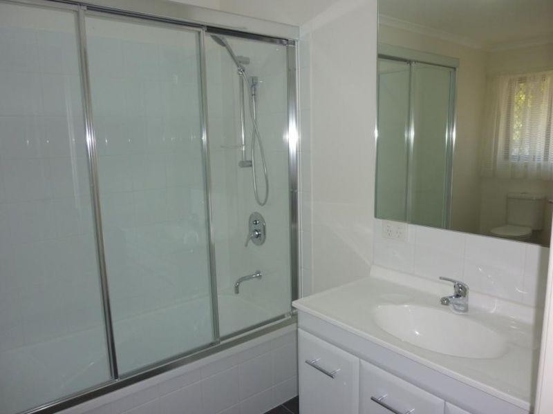 2 Rechner Street, Belmont QLD 4153