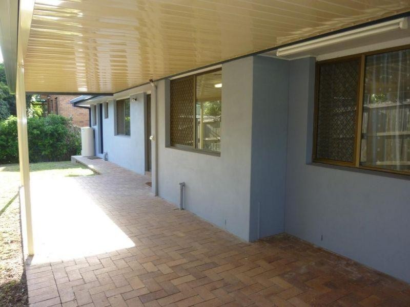 2 Rechner Street, Belmont QLD 4153