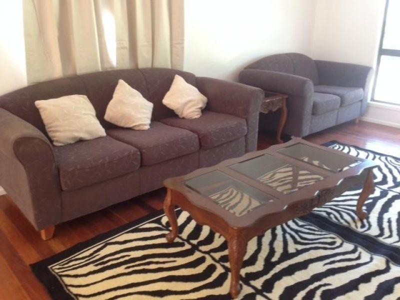 7 Caloundra Street, Manly West QLD 4179