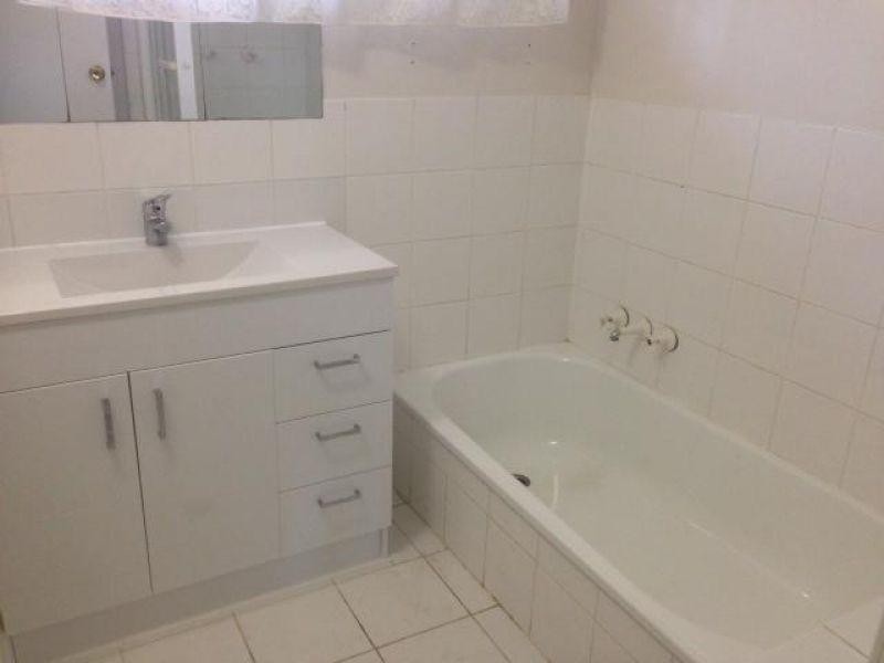 7 Caloundra Street, Manly West QLD 4179