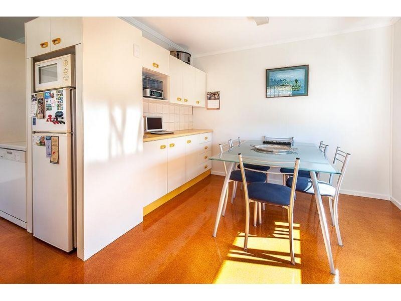 73  Mingera Street, Mansfield QLD 4122