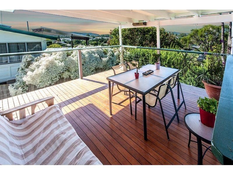 73  Mingera Street, Mansfield QLD 4122