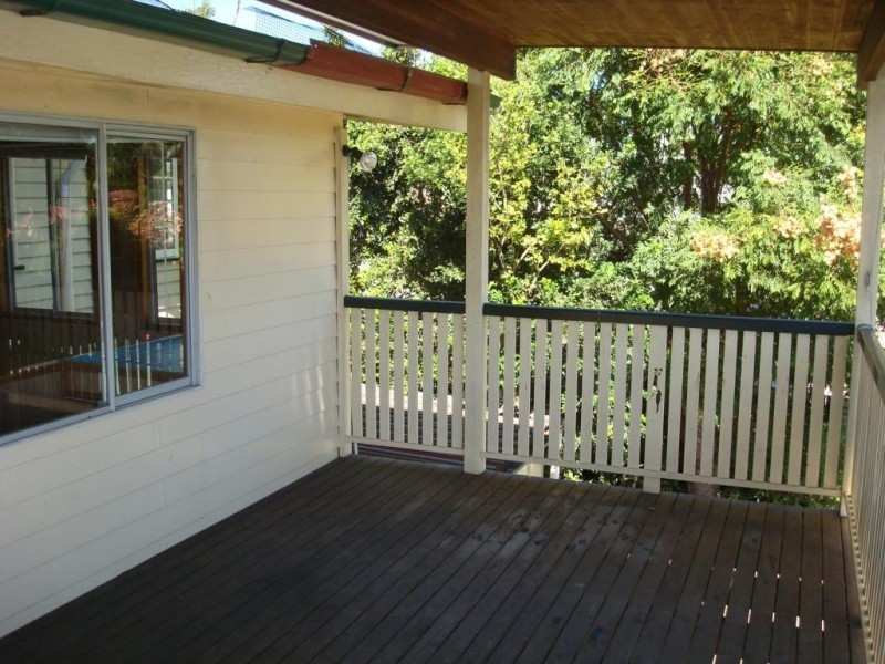 143 Manly  Road, Manly West QLD 4179