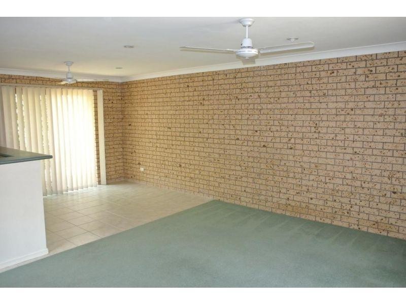38 Twynam Street, Belmont QLD 4153