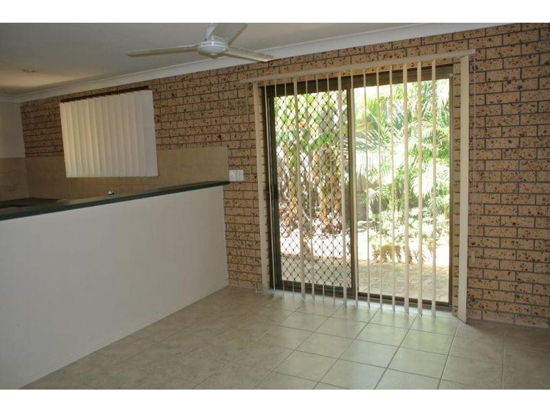 38 Twynam Street, Belmont QLD 4153