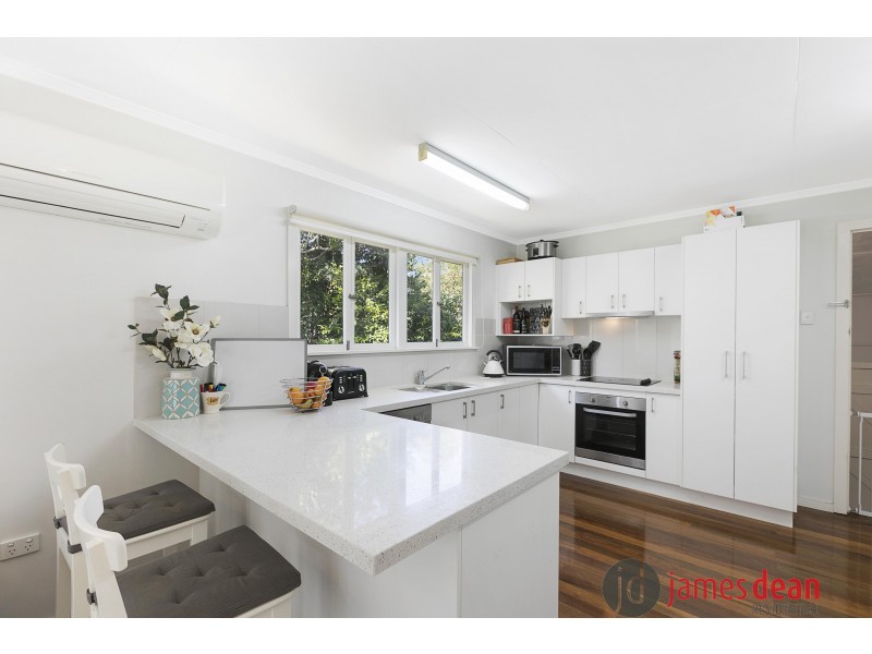 4 Enfield Street, Mount Gravatt East QLD 4122