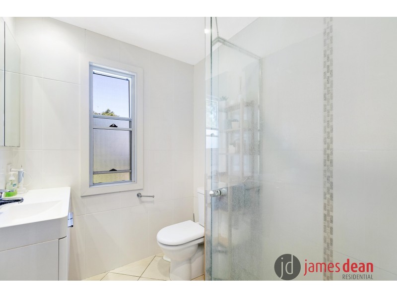 4 Enfield Street, Mount Gravatt East QLD 4122