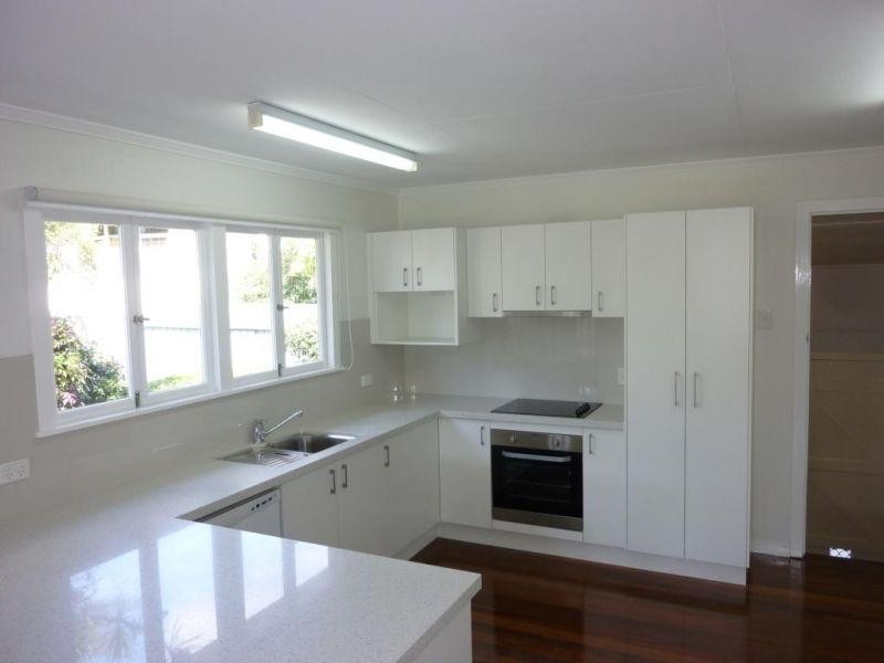 4 Enfield Street, Mount Gravatt East QLD 4122