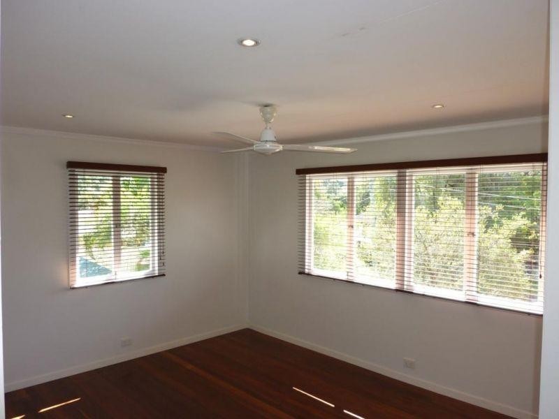 4 Enfield Street, Mount Gravatt East QLD 4122