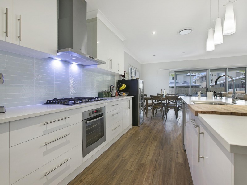 79 Bainbridge Street West, Ormiston QLD 4160