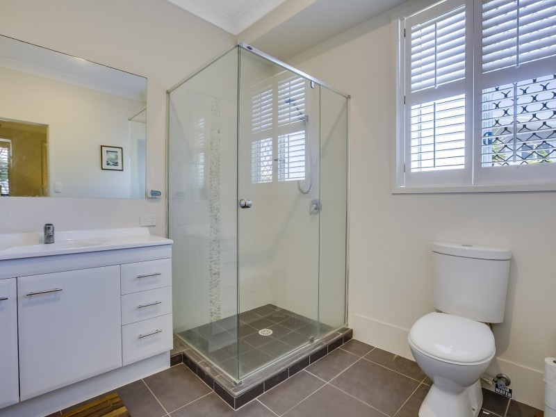 15 Treetop Place, Manly West QLD 4179