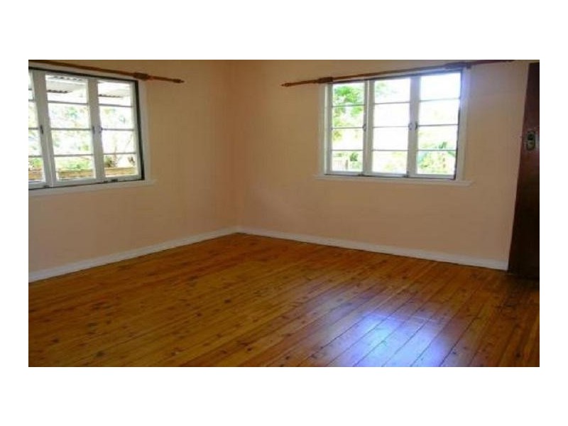 90 Solar Street, Coorparoo QLD 4151