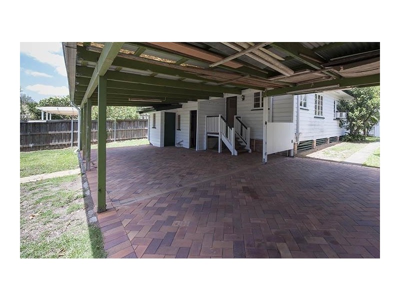 90 Solar Street, Coorparoo QLD 4151