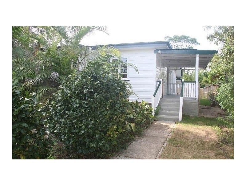 90 Solar Street, Coorparoo QLD 4151