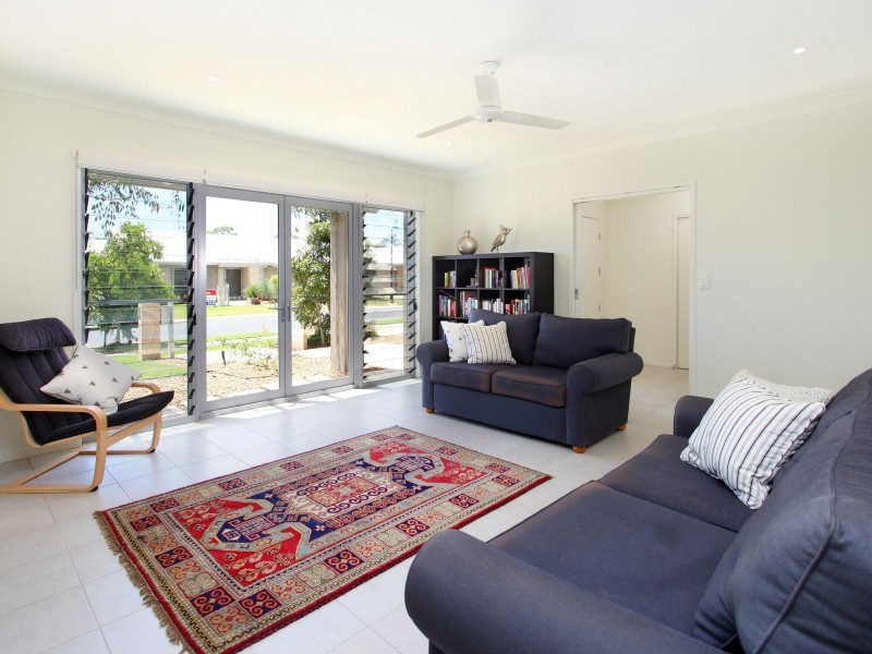 69 Mossvale Drive, Wakerley QLD 4154