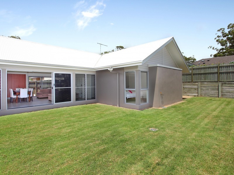 69 Mossvale Drive, Wakerley QLD 4154