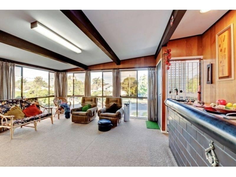 64 Armstrong Road, Cannon Hill QLD 4170