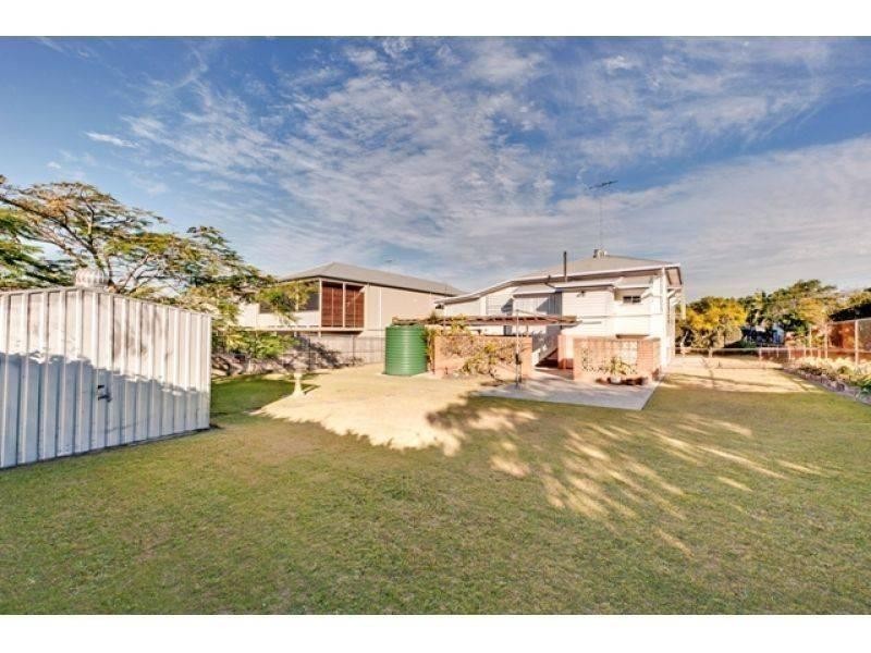 64 Armstrong Road, Cannon Hill QLD 4170