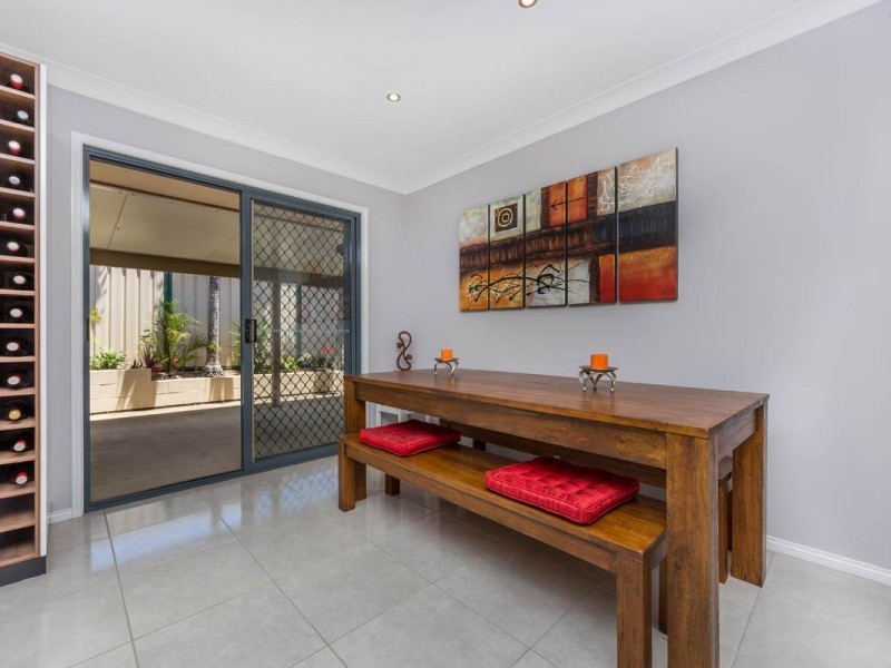 84 Buderim Street, Wynnum QLD 4178