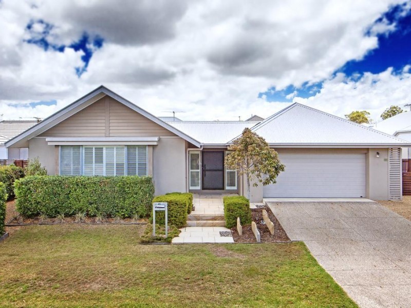 20 Franklin Street, Wakerley QLD 4154
