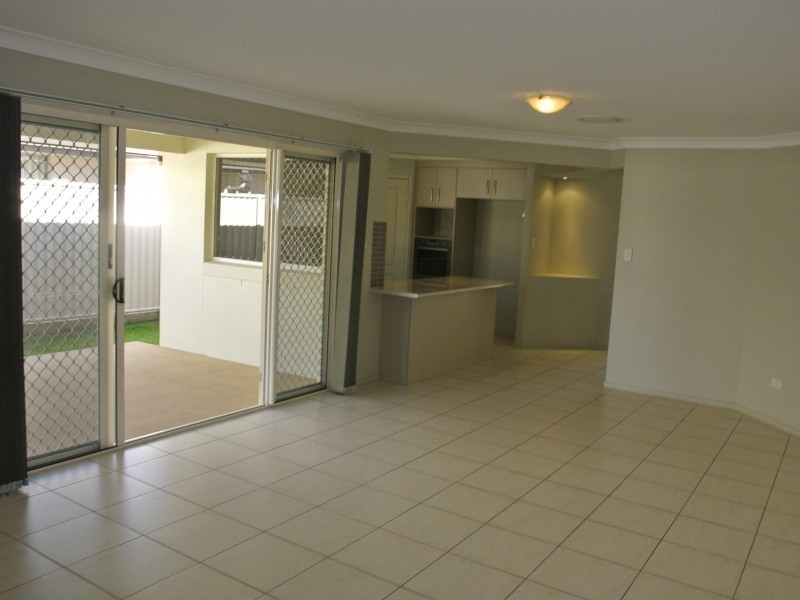 124 Ropley Road, Wynnum West QLD 4178