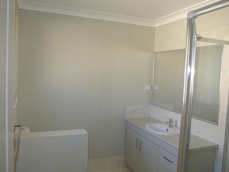 124 Ropley Road, Wynnum West QLD 4178