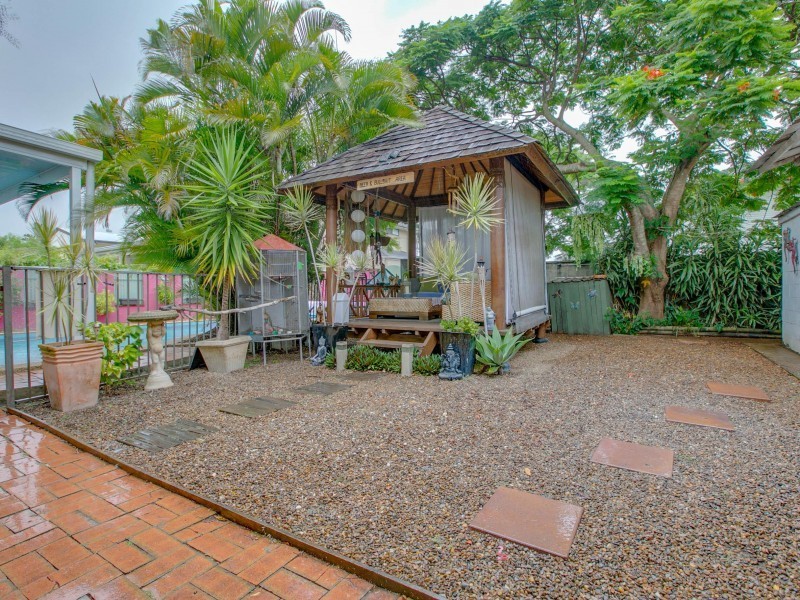 74 Randall Road, Wynnum West QLD 4178