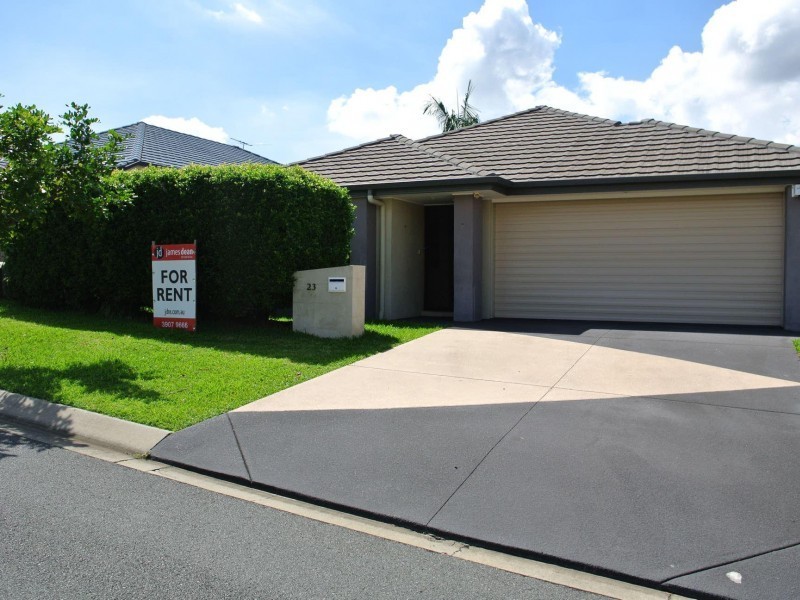 23 Lexey Crescent, Wakerley QLD 4154
