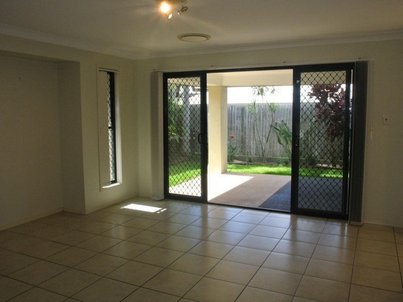 23 Lexey Crescent, Wakerley QLD 4154