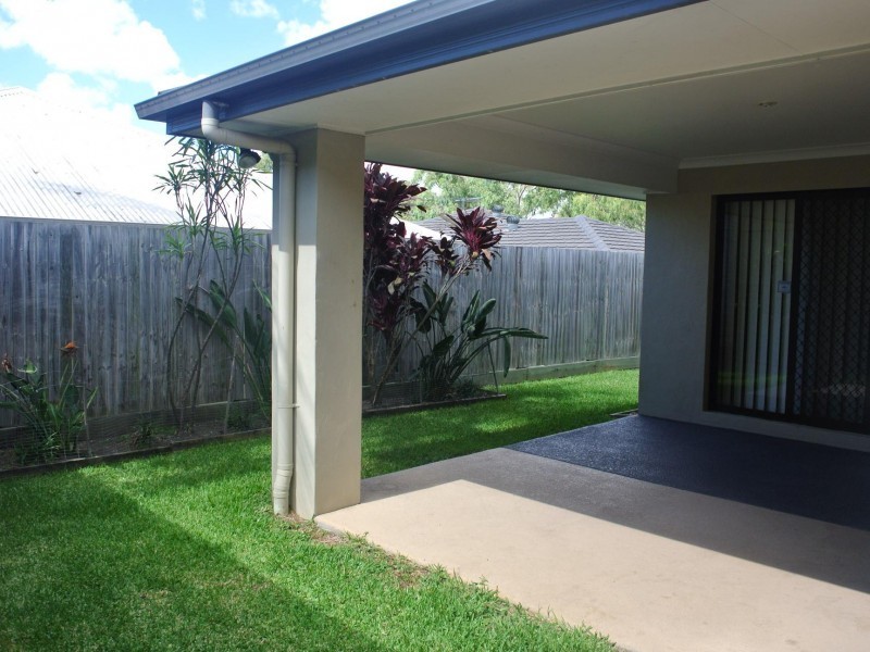 23 Lexey Crescent, Wakerley QLD 4154