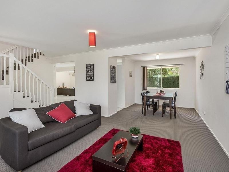 1 Benetti Close, Belmont QLD 4153