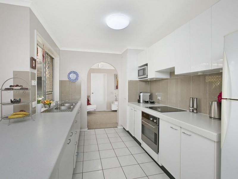 89 Collingwood Road, Birkdale QLD 4159