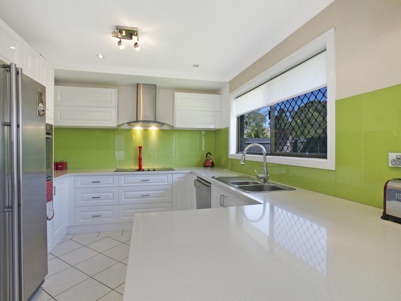 66 Wirra Circuit, Wynnum West QLD 4178