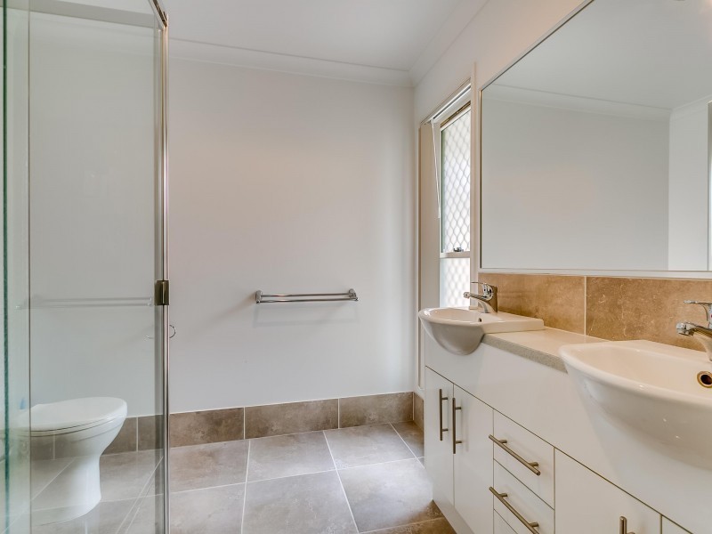 1/26 Starkey Street, Wellington Point QLD 4160