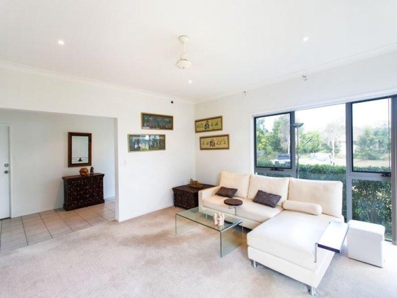 16 Franklin Street, Wakerley QLD 4154