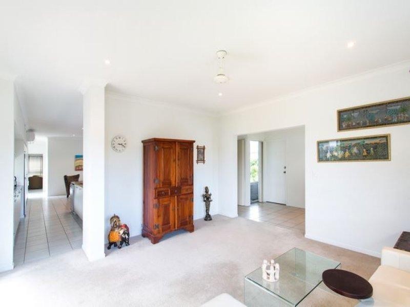 16 Franklin Street, Wakerley QLD 4154