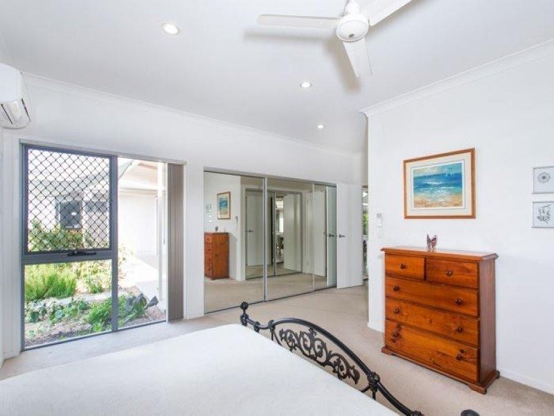 16 Franklin Street, Wakerley QLD 4154