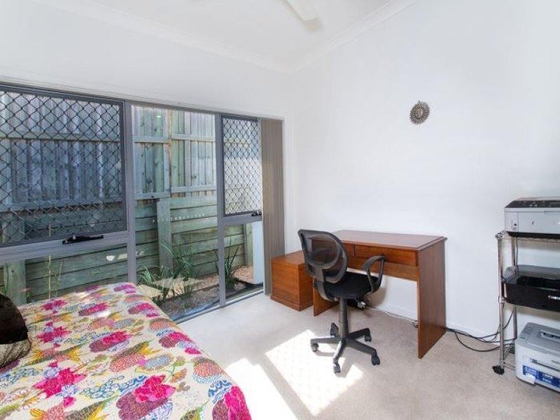 16 Franklin Street, Wakerley QLD 4154