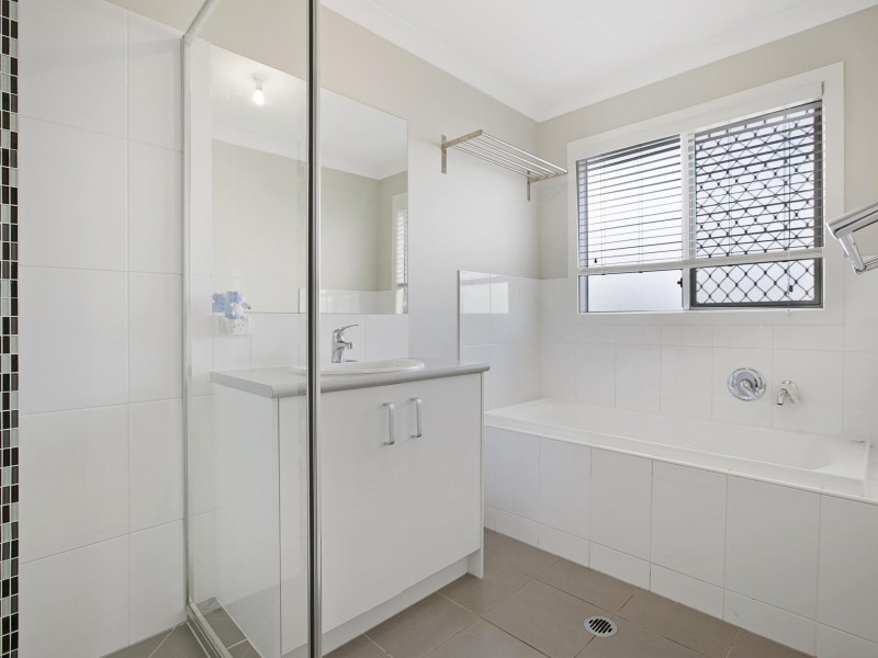 49 McGahan Street, Carina Heights QLD 4152