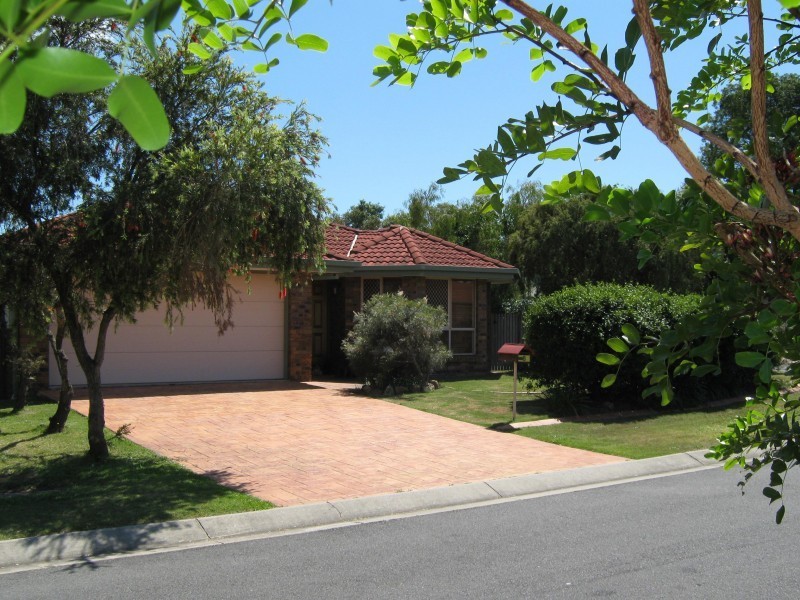 8  Eadie Place, Hemmant QLD 4174